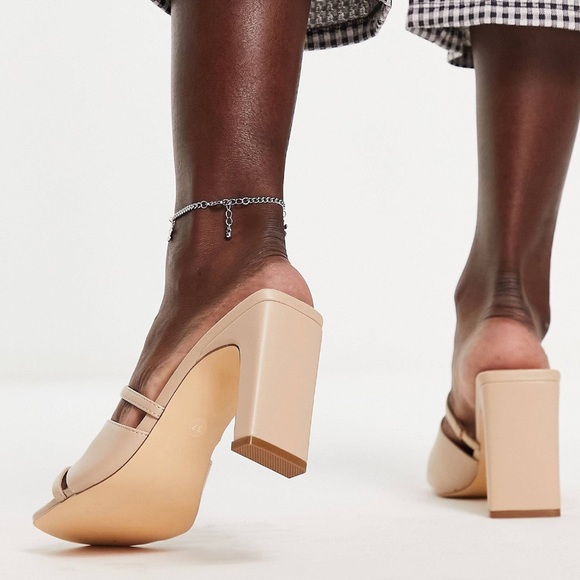 Mule Heels - Picture 2 of 3